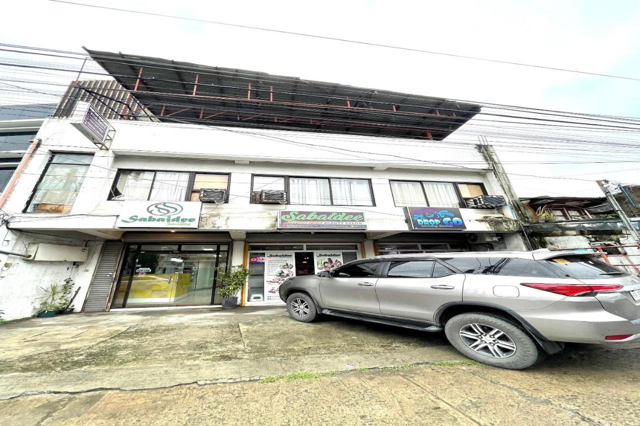 Oyo 910 Sabaidee Suites Mandaue City Exterior photo